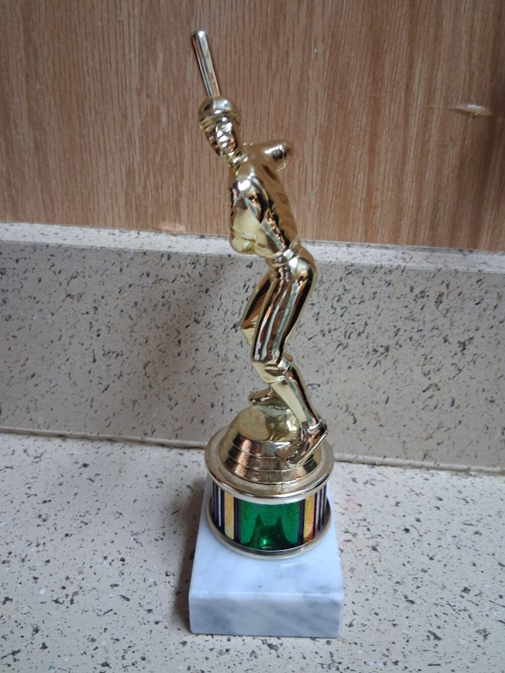 Baseball trophy - Picture 2 of 3